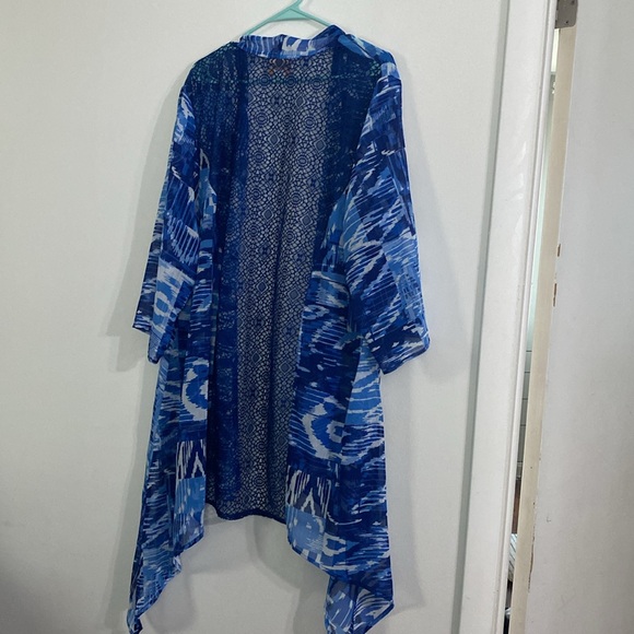 Ruby Rd. coverup - Picture 3 of 3